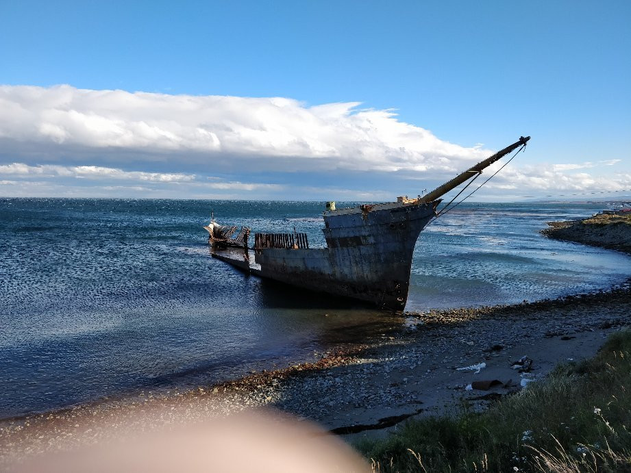 Lord Lonsdale Shipwreck景点图片