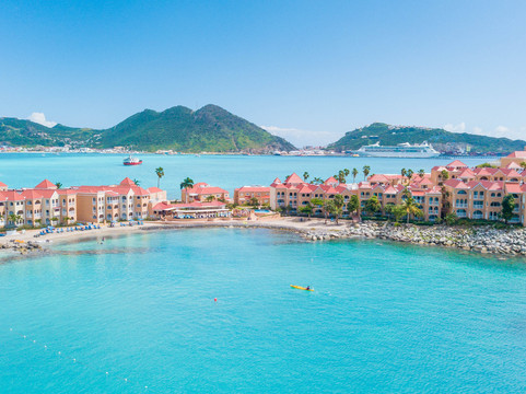 迪维小湾滩度假村主图