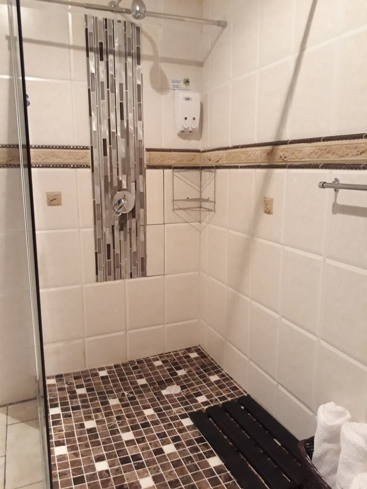 Lumley's Place Guesthouse-浴室