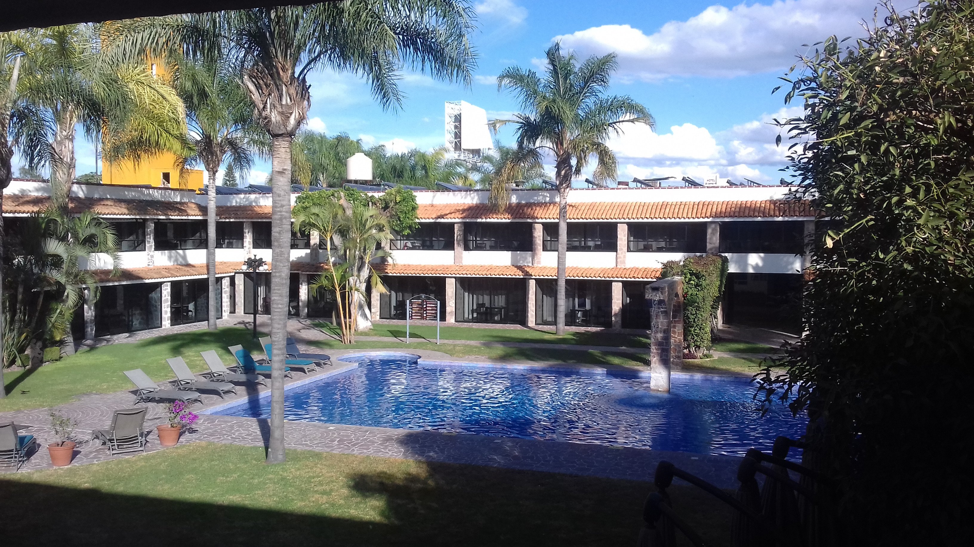 Hotel Real de Minas Poliforum-泳池