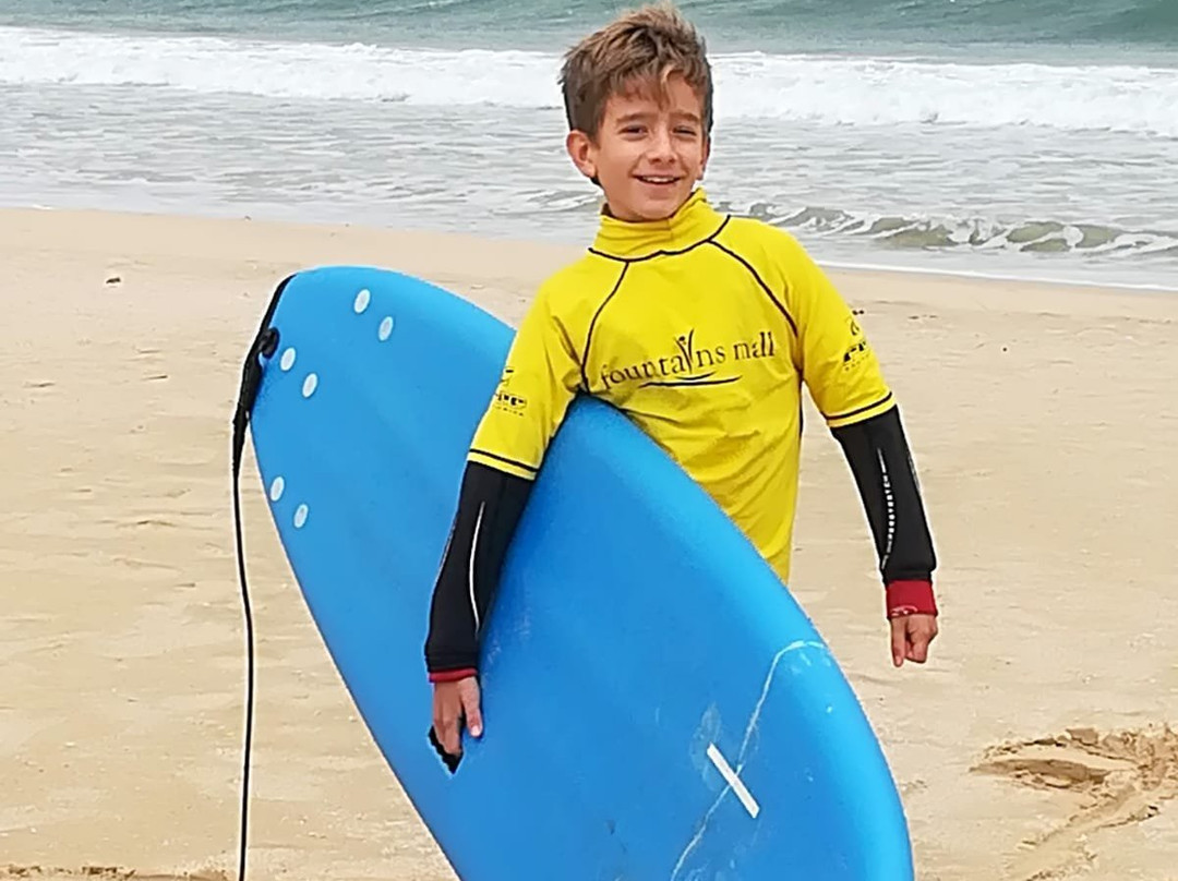 Wavecrest Surf School-杰佛瑞湾必去景点