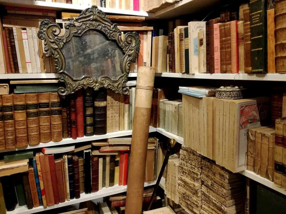 Segni nel Tempo antiquarian bookshop in Venice-威尼斯必去景点