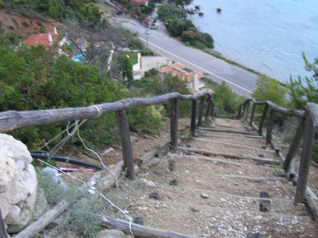 Koumaros Aparthotel主图