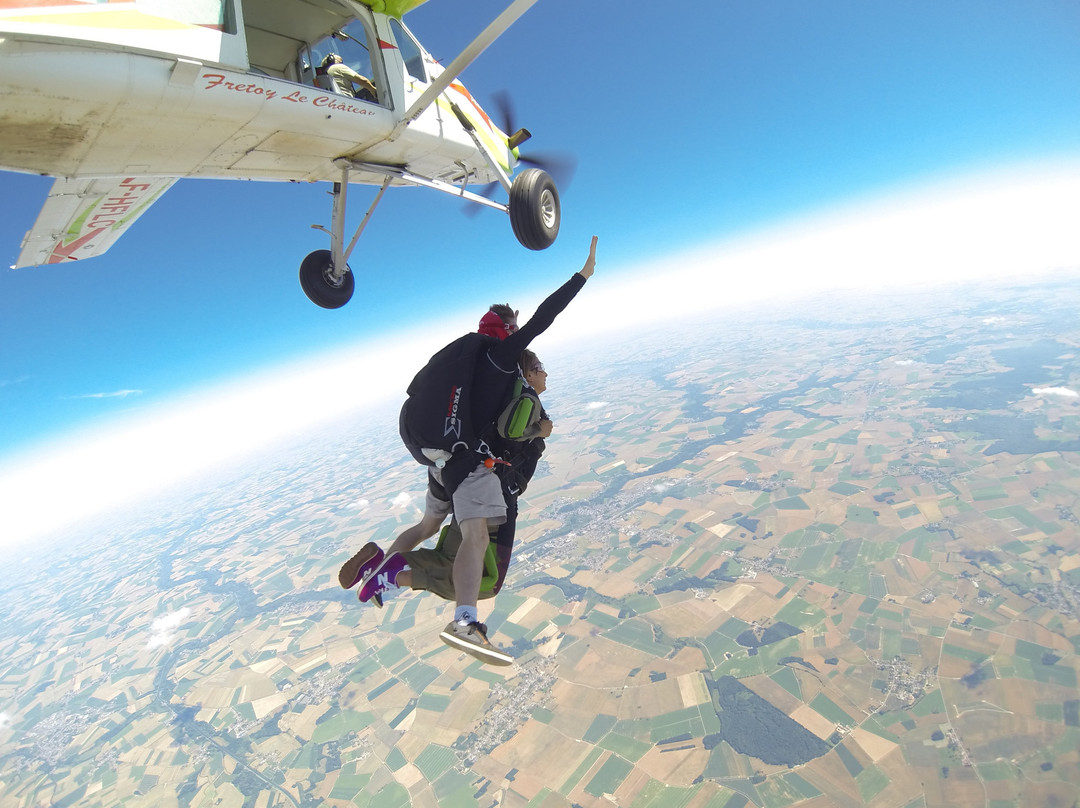 Skydive Fretoy景点图片