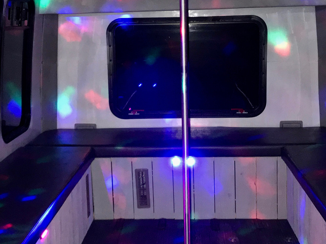 The Cheese Wagon Party Bus-莫比尔必去景点