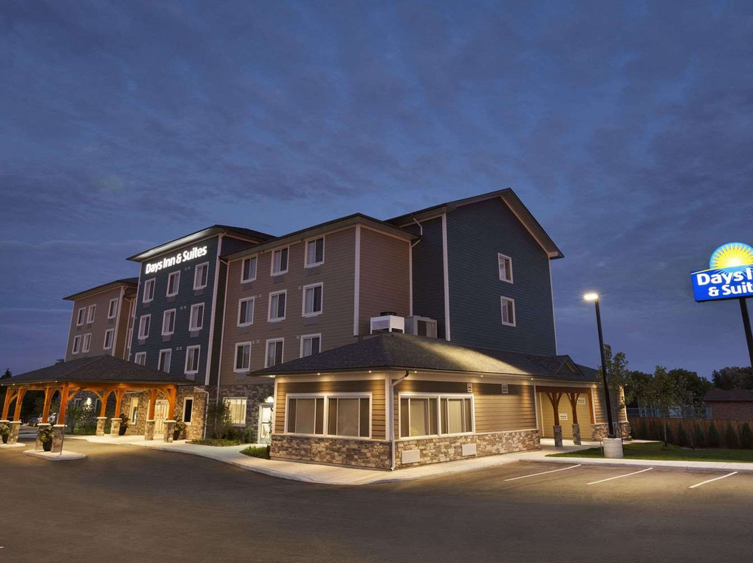 Days Inn And Suites By Wyndham Lindsay主图