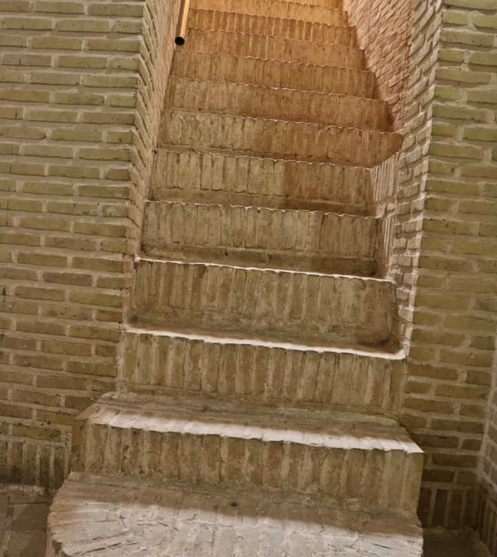 Moon Qanat-Ardestan必去景点