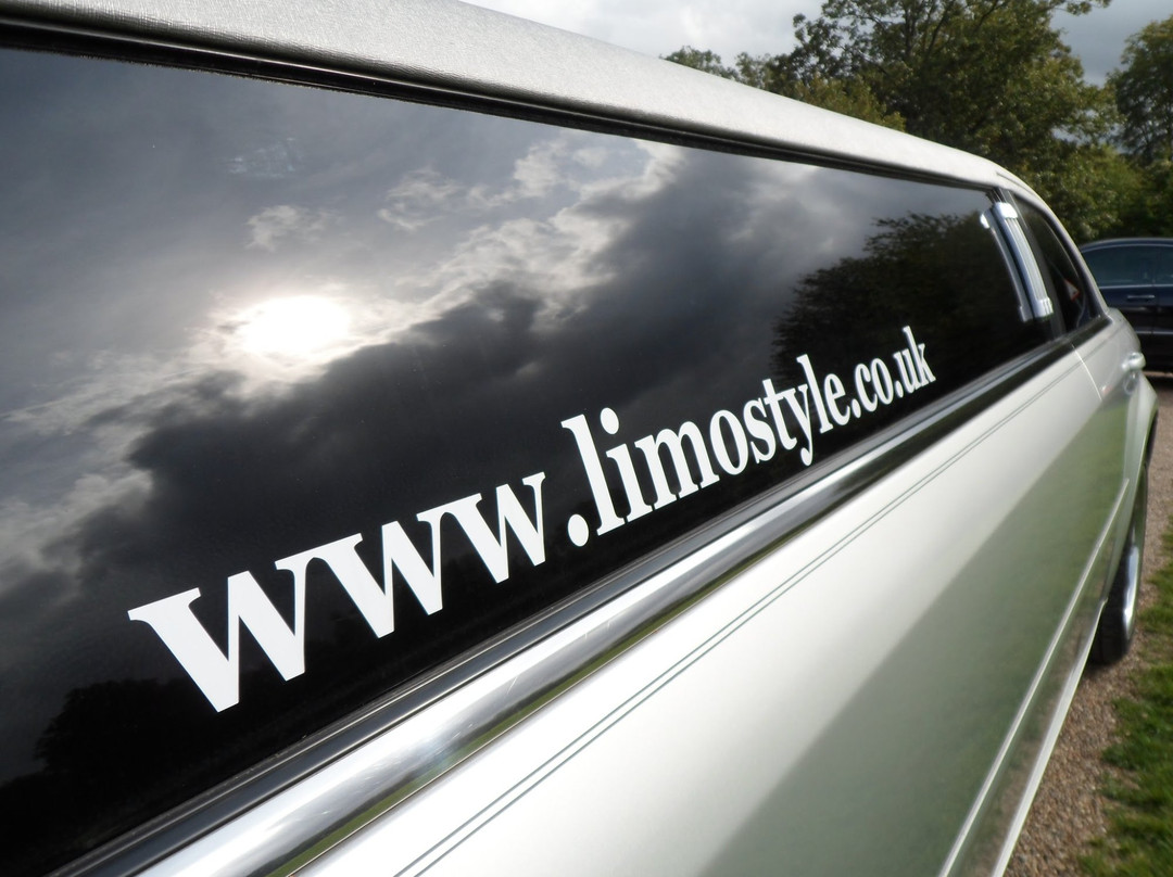 Limo Style景点图片