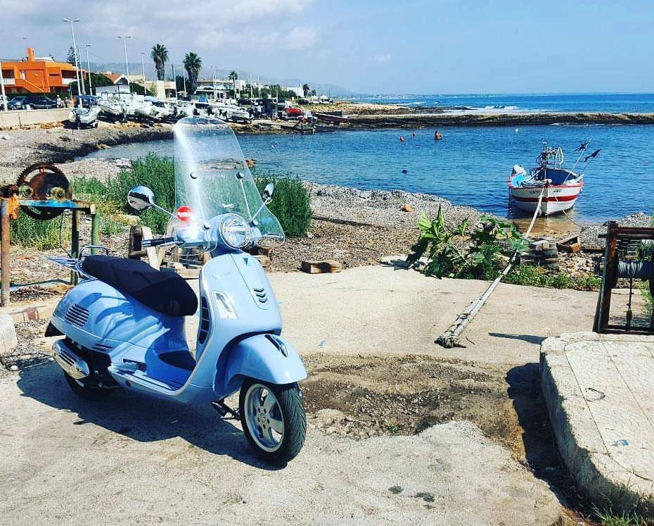 Sicilia in Vespa by Vespa Tour景点图片