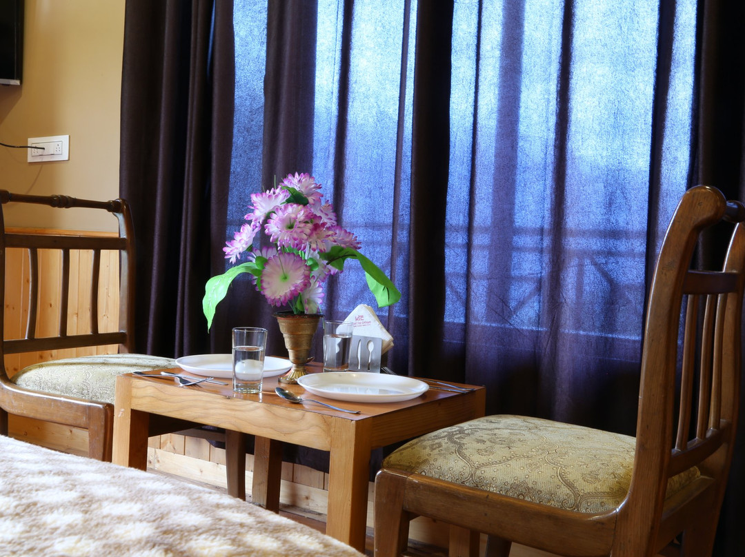 Hotel Kanyal Heights主图