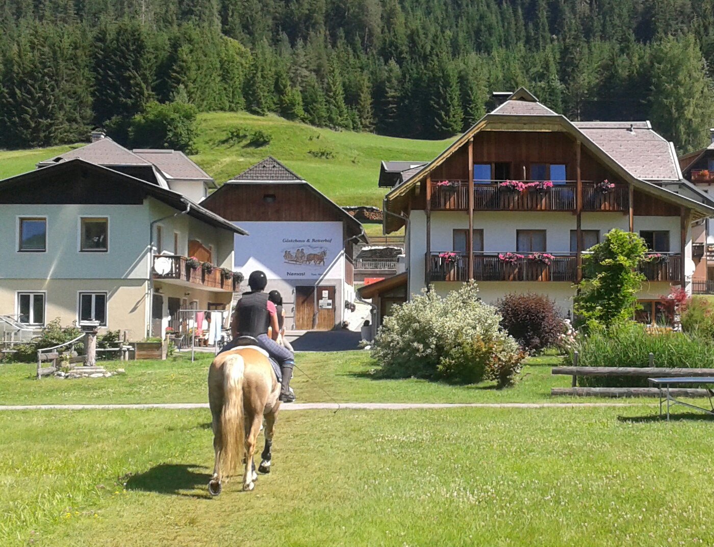 Gastehaus & Reiterhof Nemast-官方