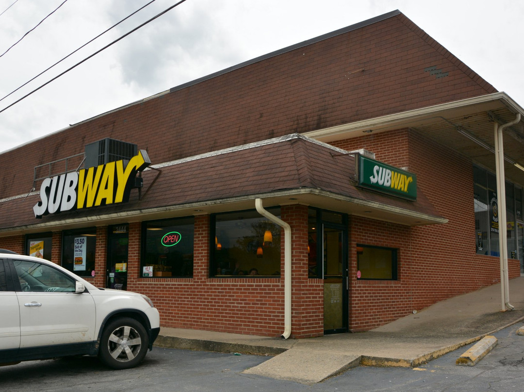 Spencer餐馆和美食-Subway