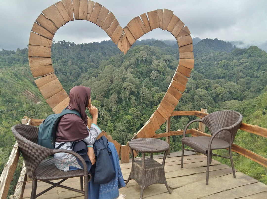 Bidadari Waterfall-玛琅必去景点