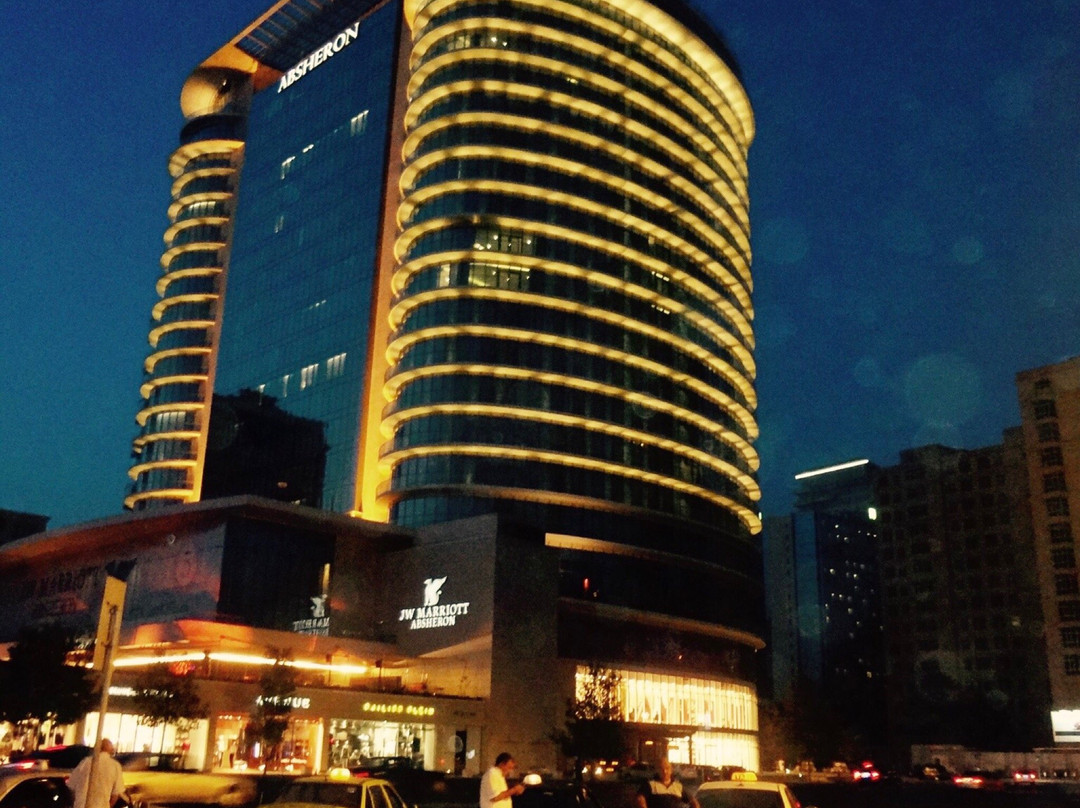 Neftchilar Avenue-巴库必去景点