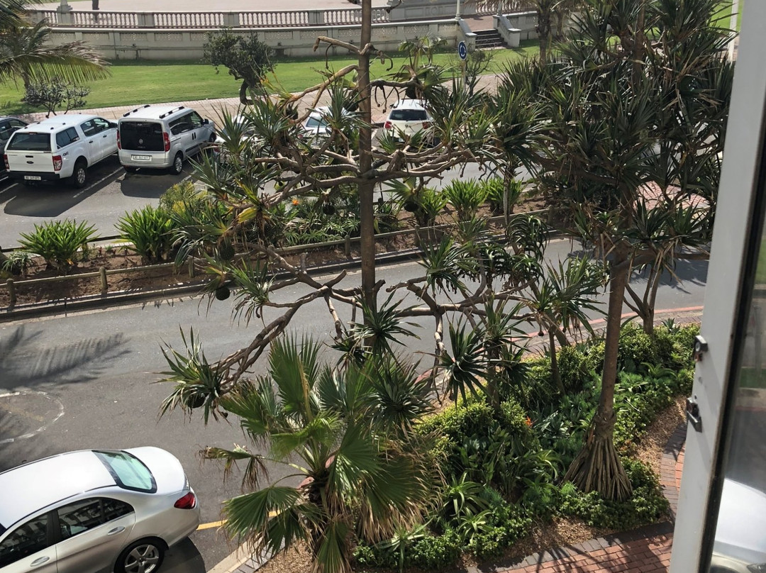 俄朗格尼南方太阳酒店主图