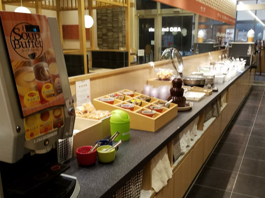 串揚げビュッフェ 楽膳