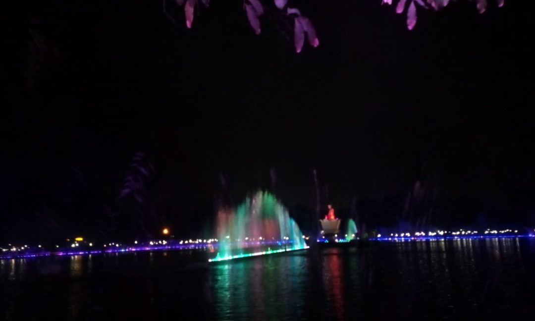 Sri Baduga Fountain Park-Purwakarta必去景点