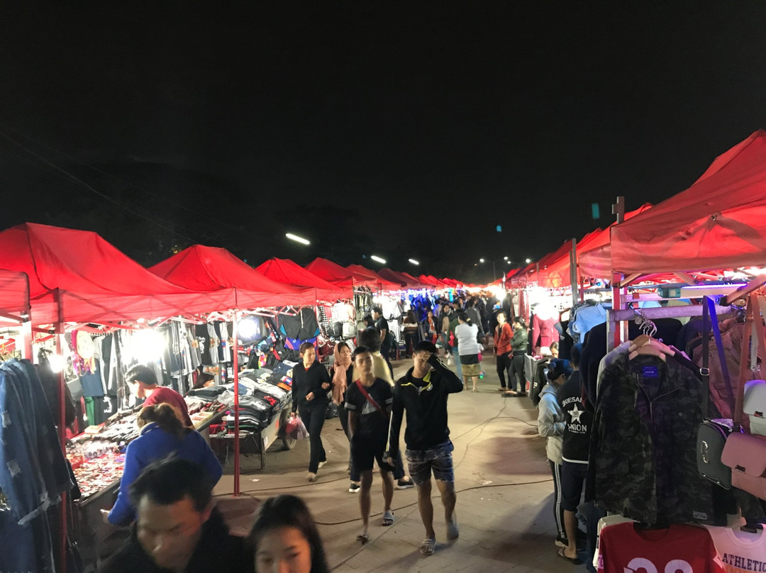 三江大酒店主图