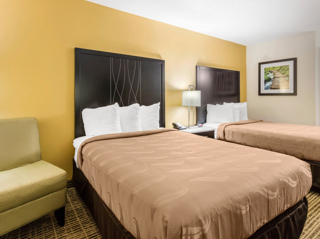 Quality Inn Trussville I-59 Exit 141主图