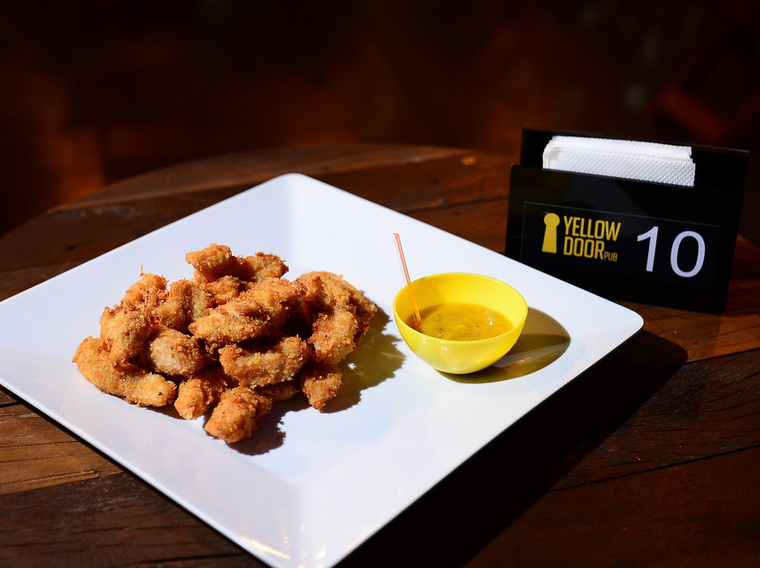 Yellow Door Pub-Catanduva必去景点