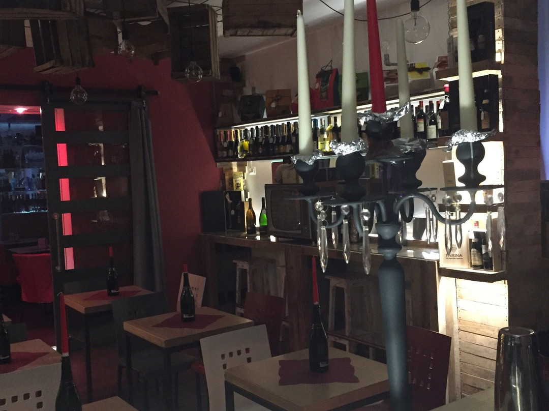 ART CAFE WINE BAR CEREA VERONA景点图片