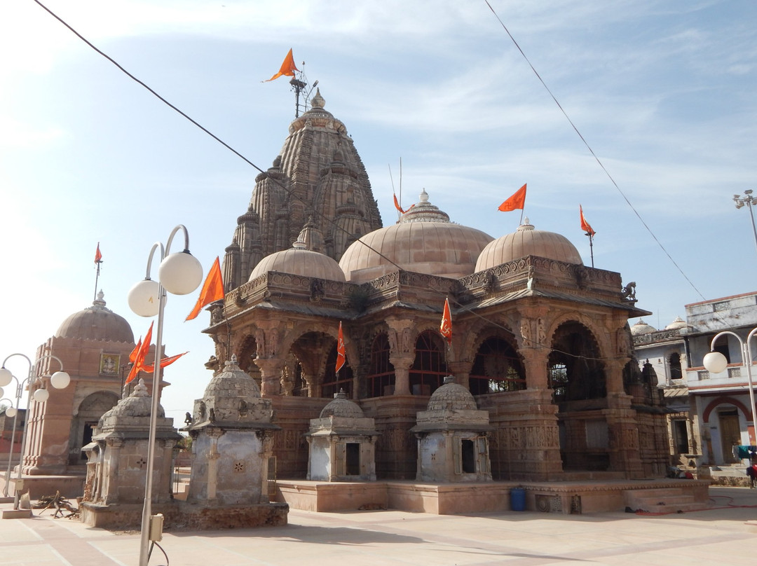 Hatkeshwar Temple景点图片
