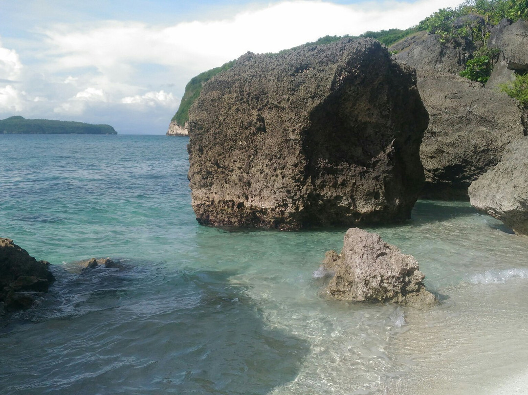 Tres Reyes Marine Sanctuary景点图片