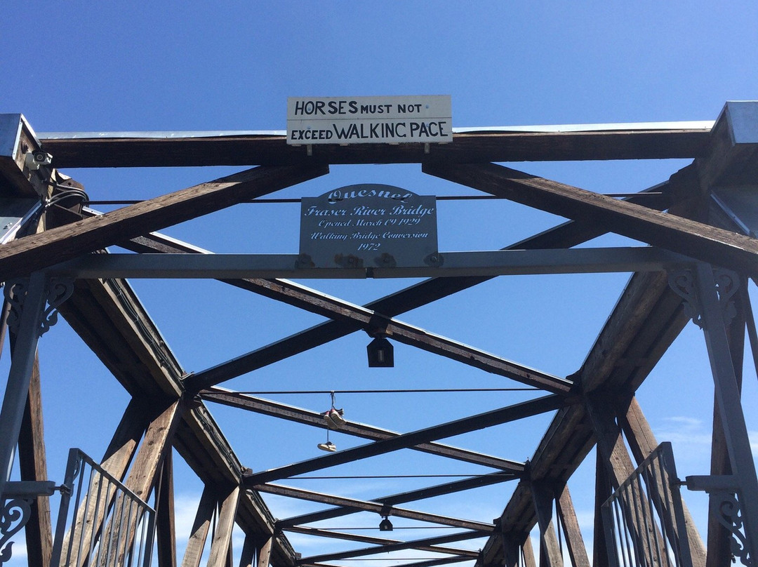Quesnel's Historic Fraser River Foot Bridge景点图片