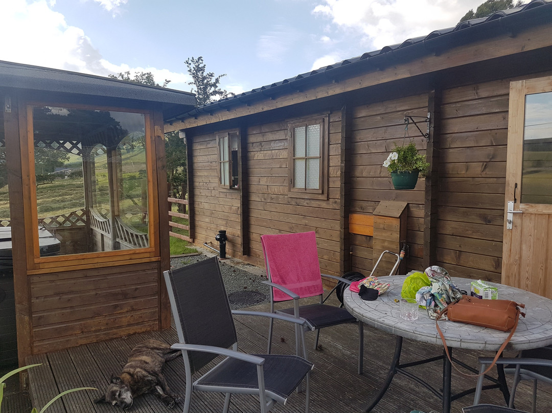 Maengwynedd Log Cabins