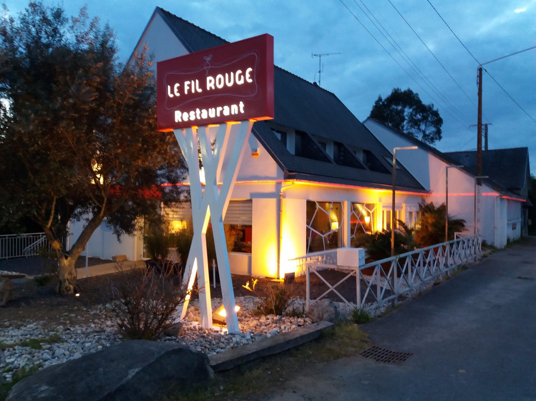 LE FIL ROUGE