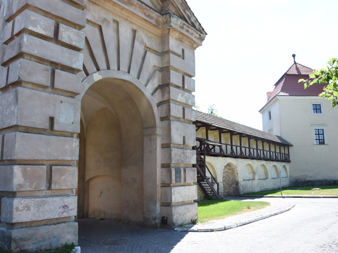 Zvirynetska Gate-Zhovkva必去景点