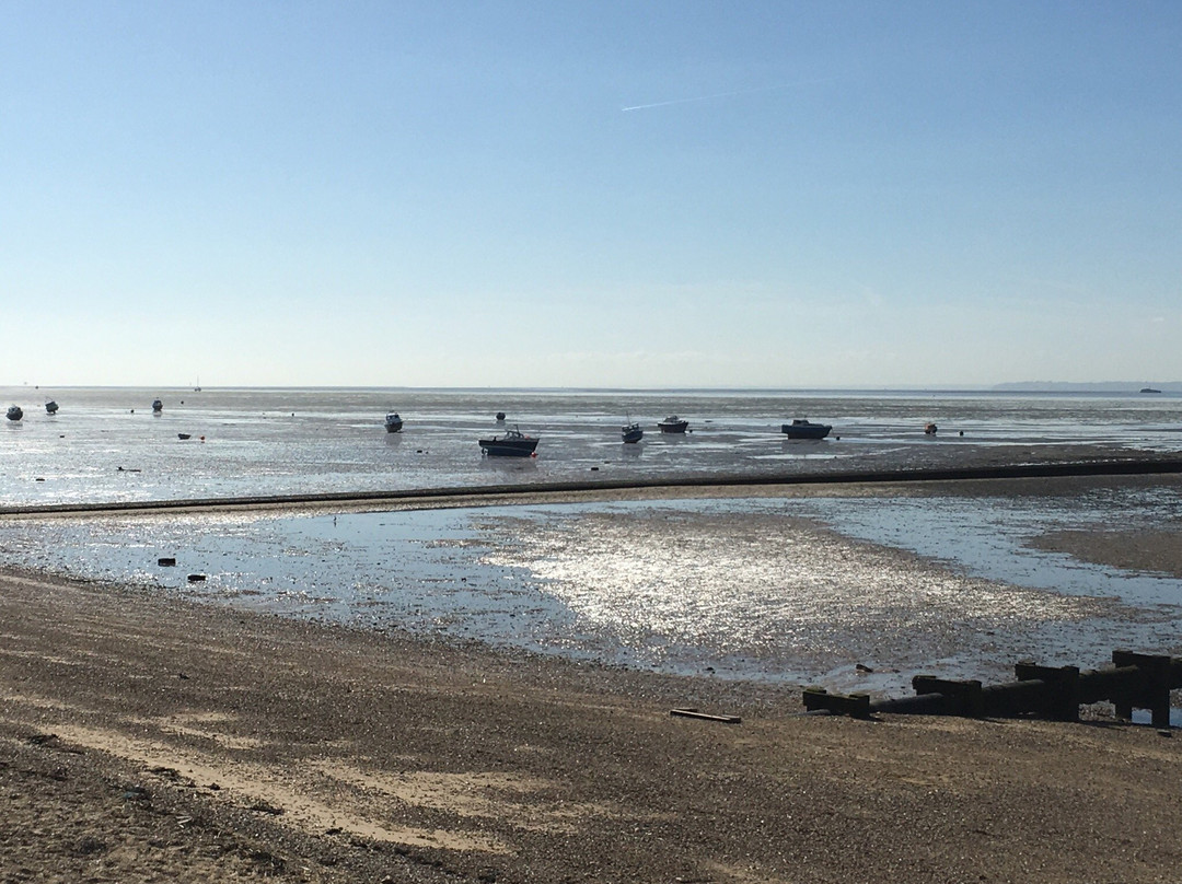 Thorpe Bay Beach景点图片