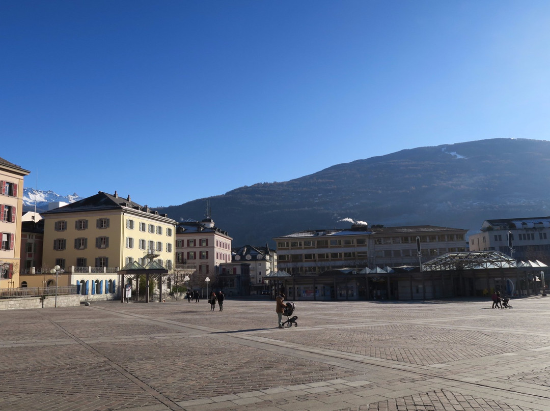 Place de la Planta-锡永必去景点