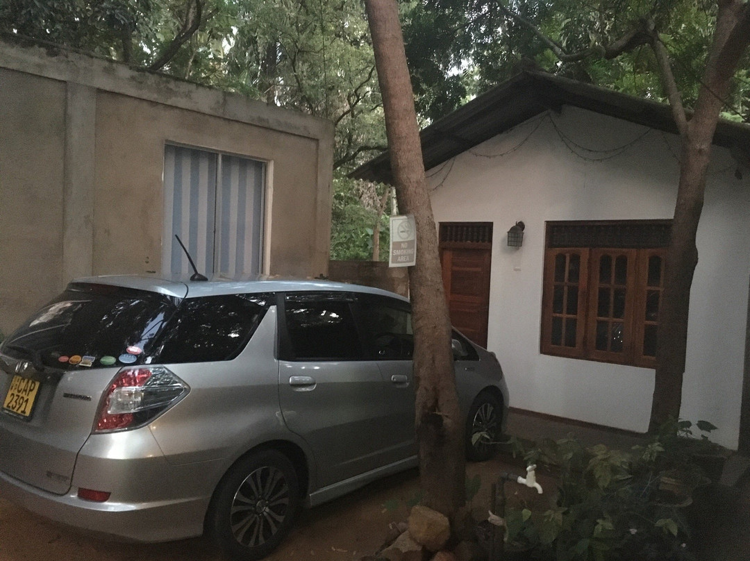 Sadewa Holiday Inn主图