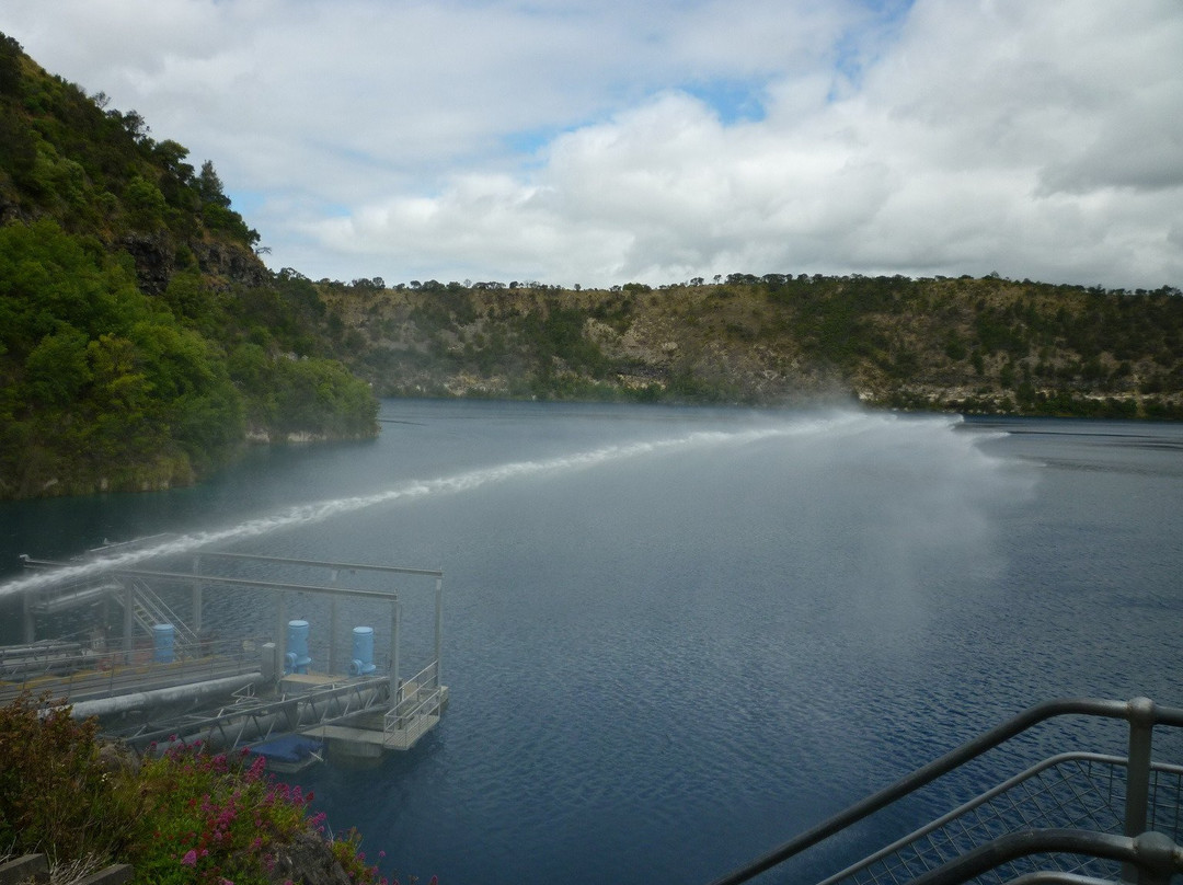Aquifer Tours-芒特甘比尔必去景点