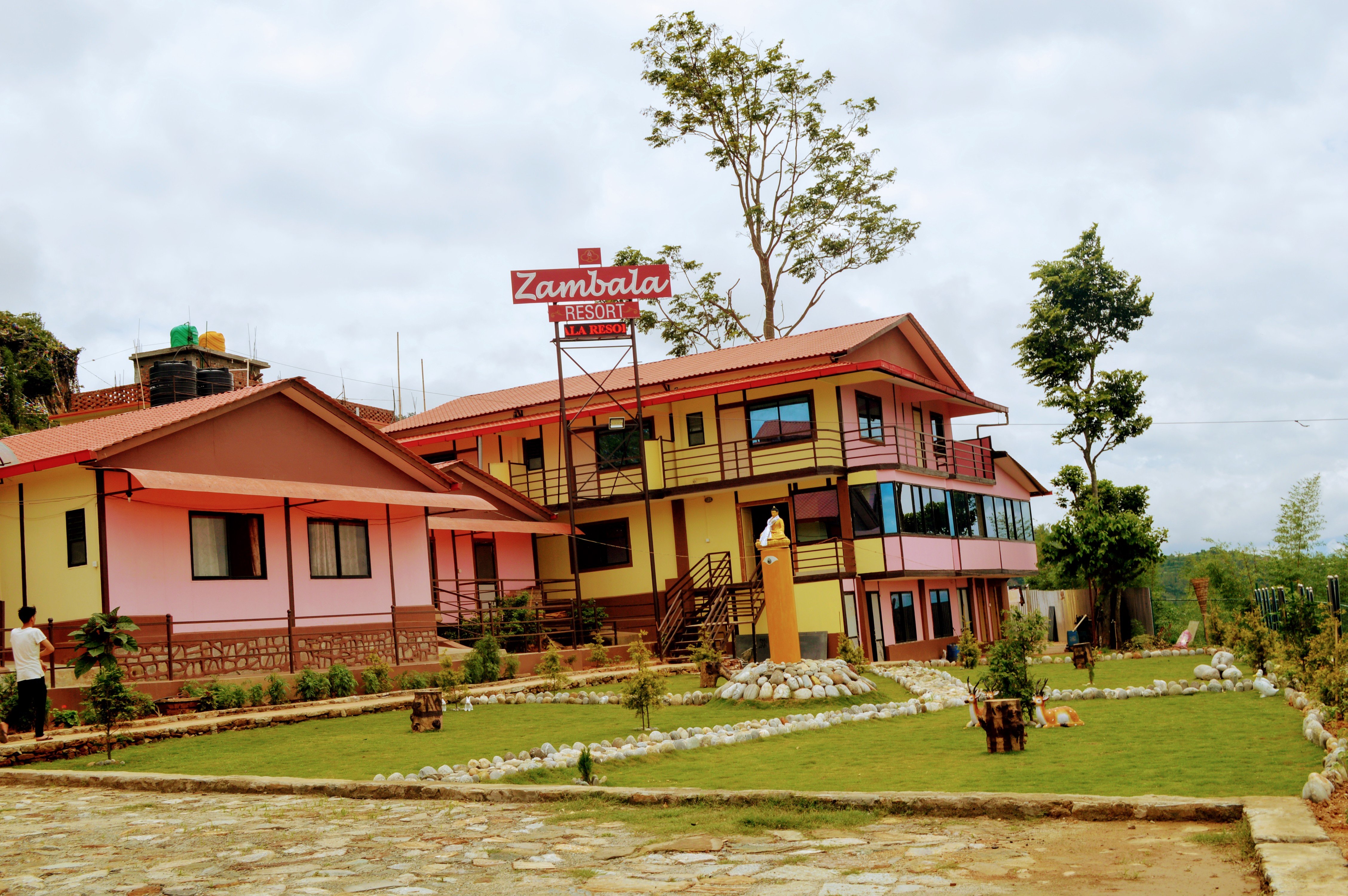 Zambala Halesi Resort-官方