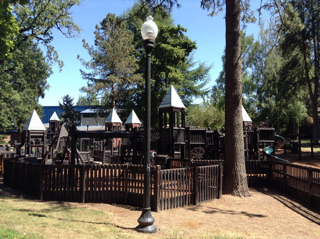 McMinnville City Park景点图片