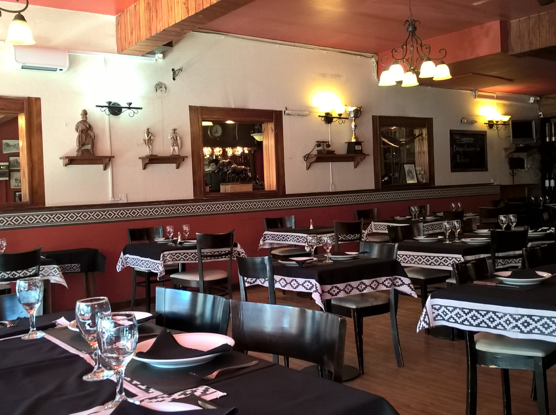 La Rastra Parrilla & Gourmet