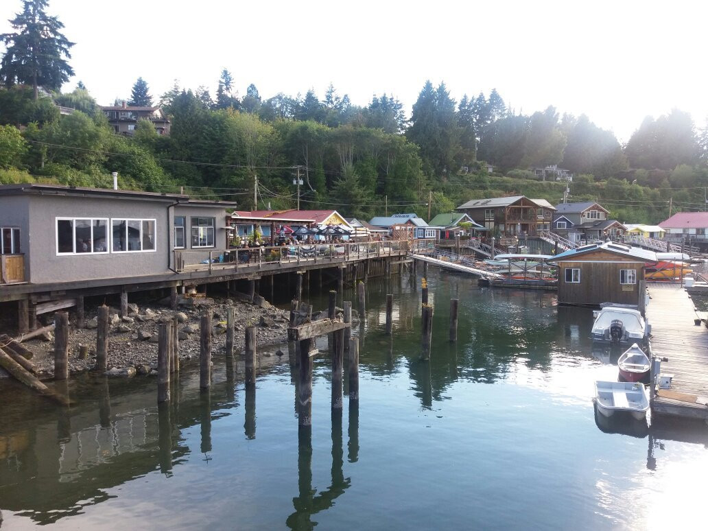 Cow Bay Pub景点图片