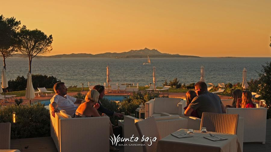 Baia Sardinia餐馆和美食-Punta Baja