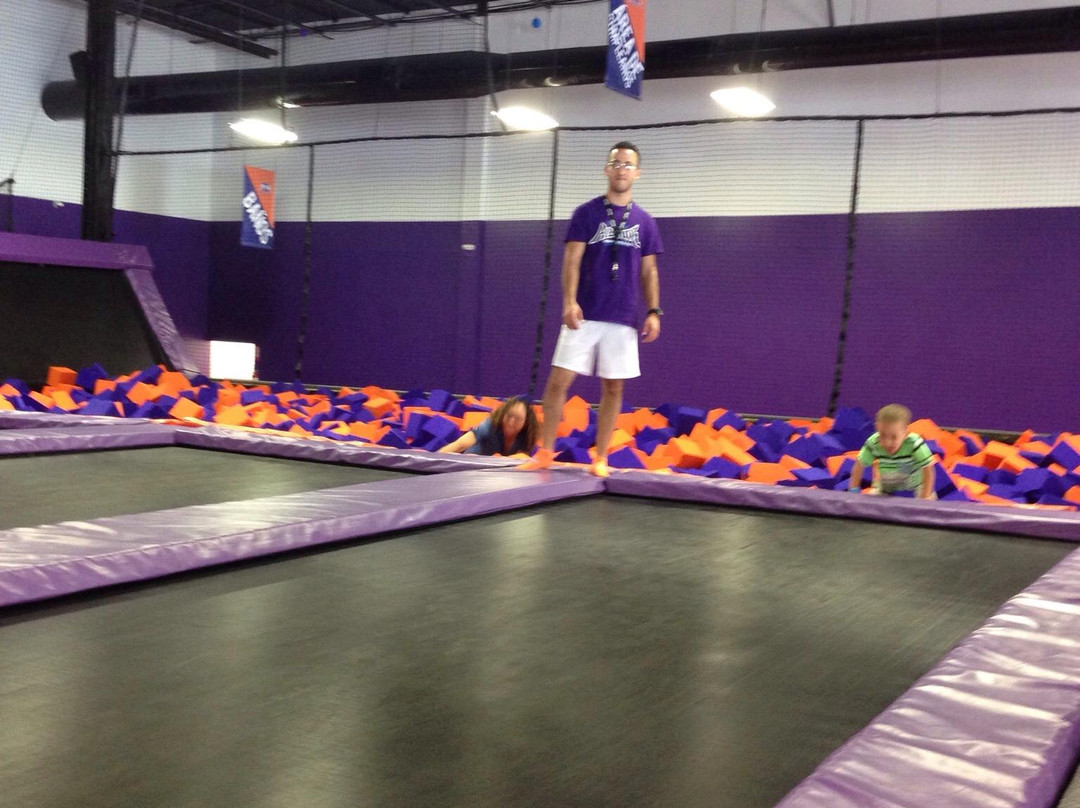 Altitude Trampoline Park-Gurabo必去景点