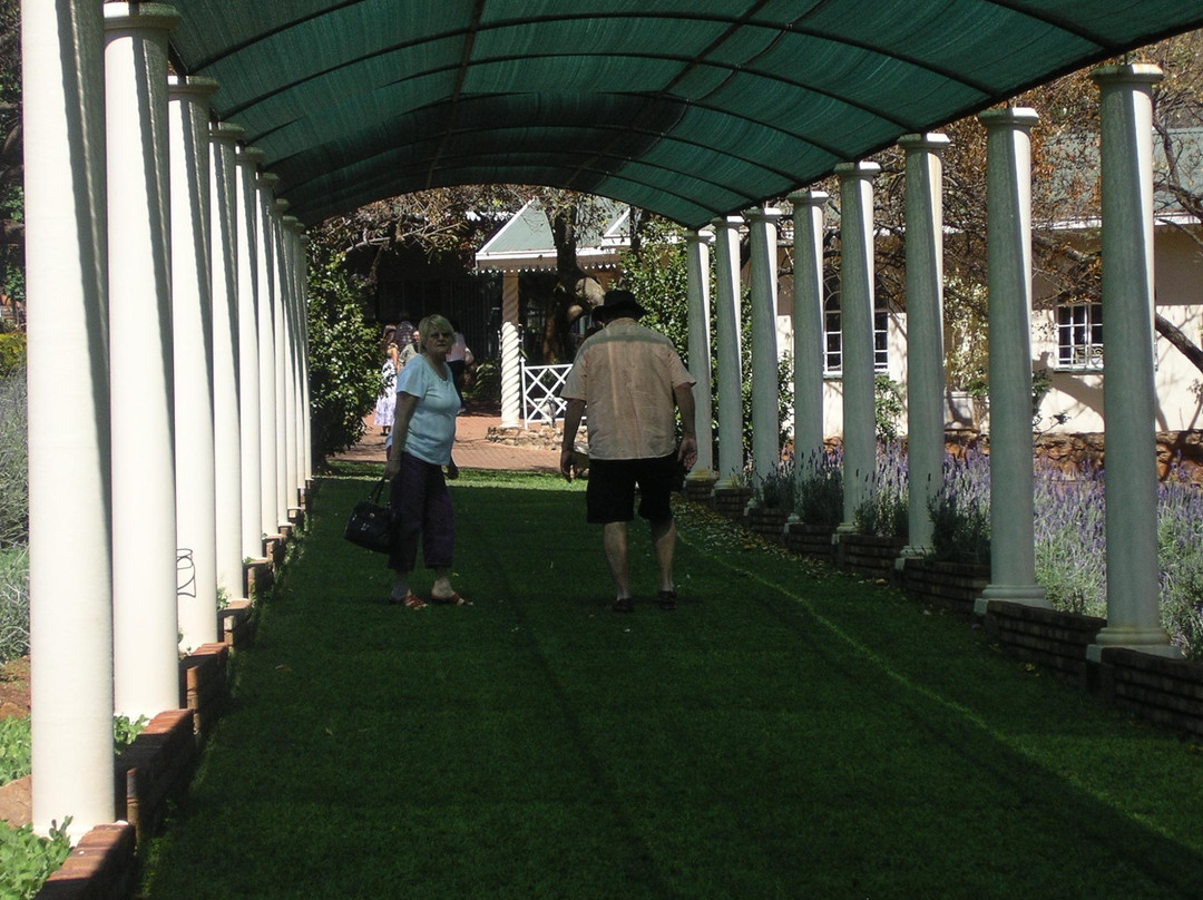 Margaret Roberts Herbal Centre-Magaliesburg必去景点