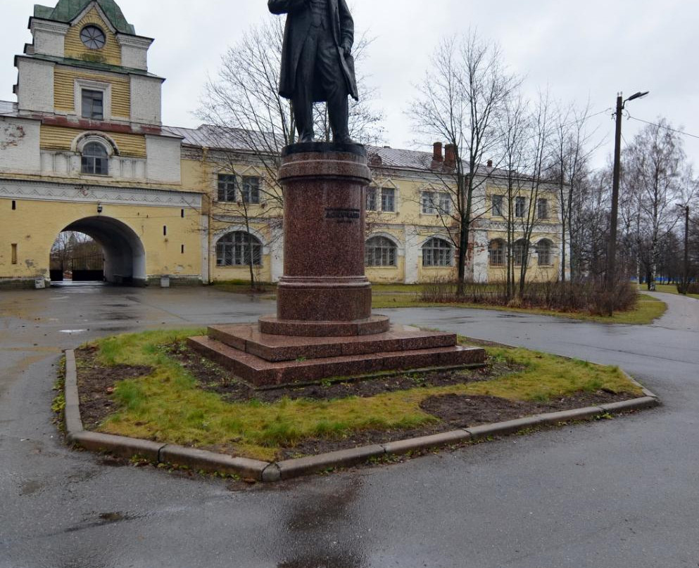 V.V. Dokuchaev Monument景点图片