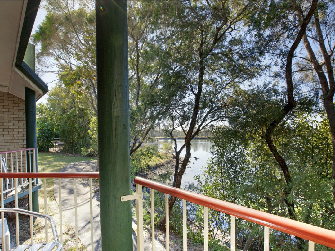 北方之地睡帽酒店主图