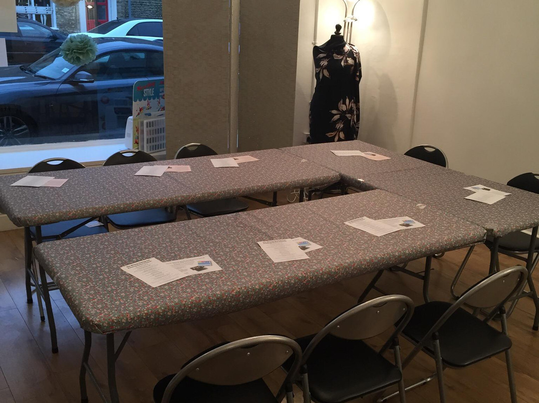 The Witney Sewing and Knitting Centre景点图片