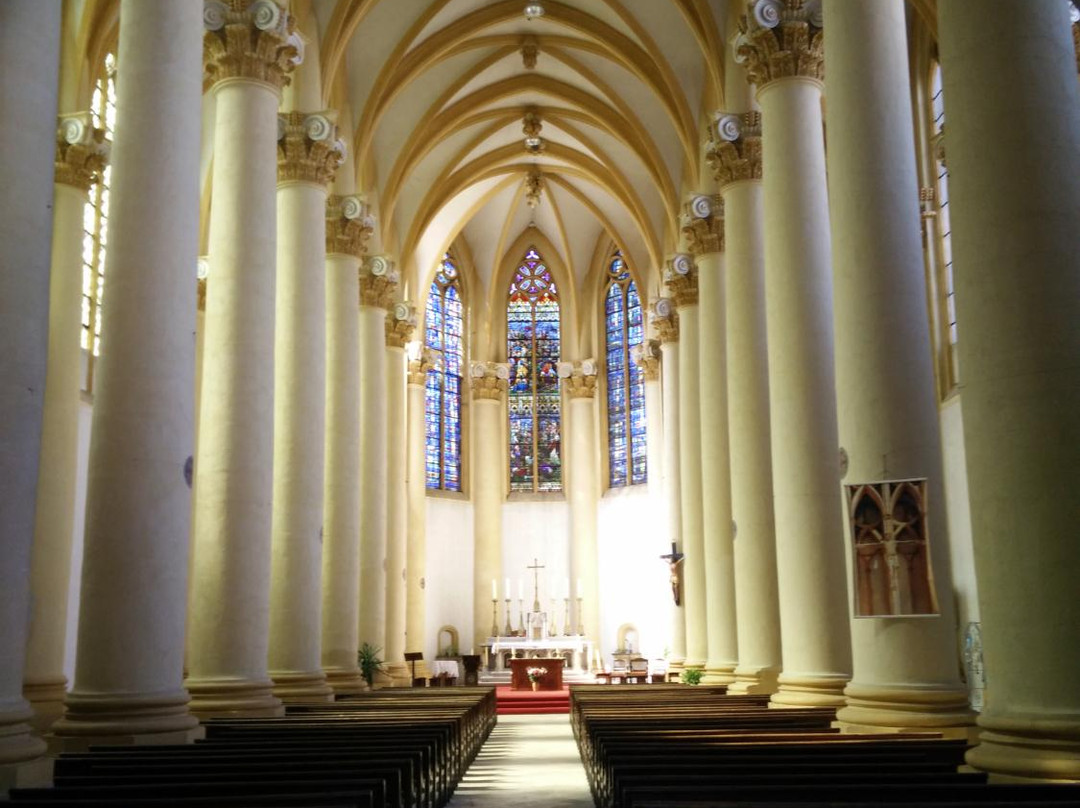 Eglise Saint-Clement-梅斯必去景点