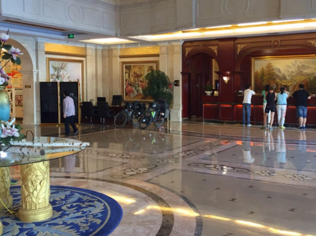 乌兰察布市酒店住宿-金浩建国饭店 