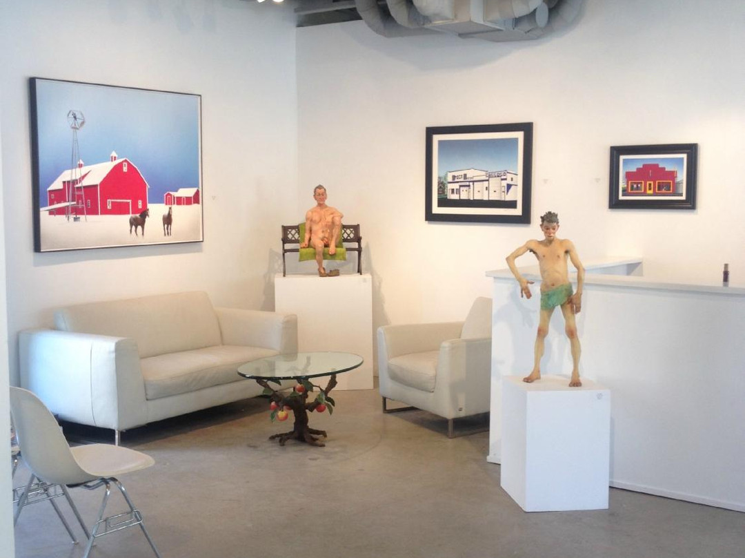 Slate Fine Art Gallery-里贾纳必去景点