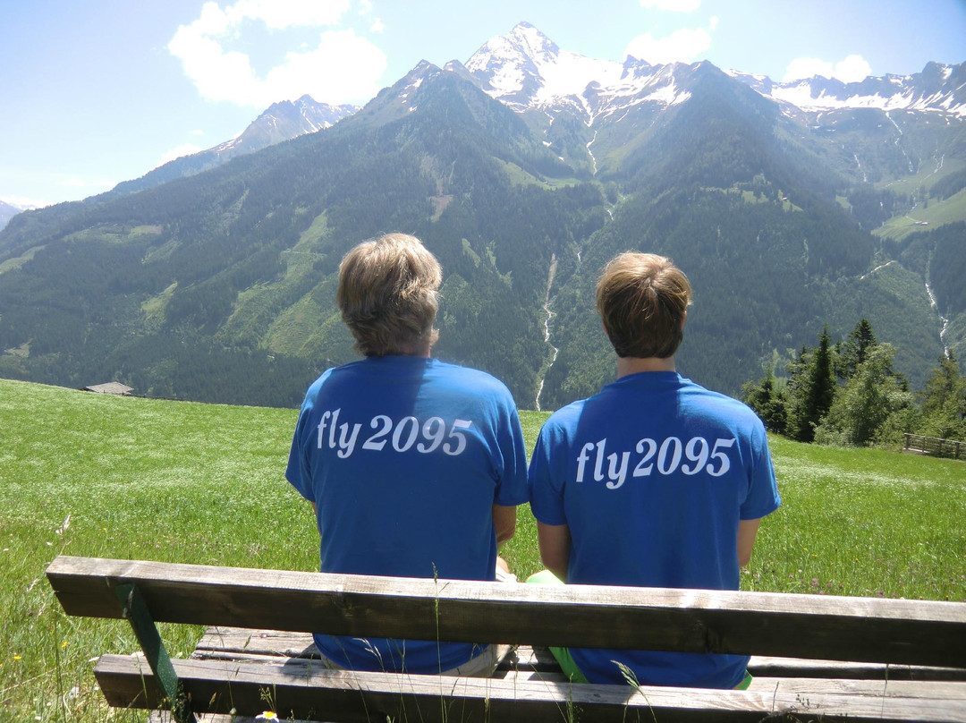 Fly 2095-玛莉霍芬必去景点