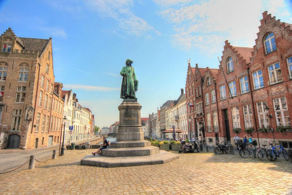 Jan Van Eyckplein-布鲁日必去景点